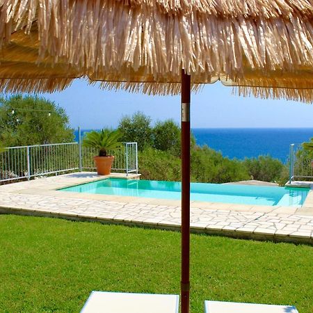 Amoru Bed & Breakfast Castro  Esterno foto